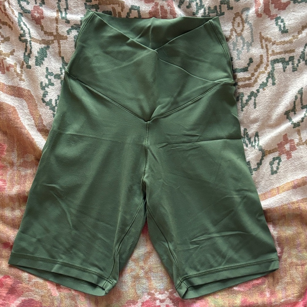 Offline by Aerie Real Me Crossover Bike Shorts